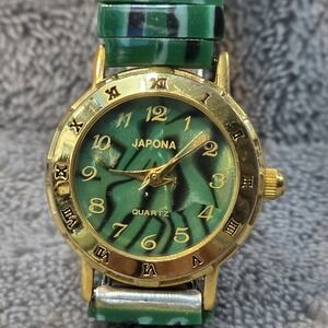 Vintage Japona Women's Wrist Watch Gold Tone Face Stretch Green Band